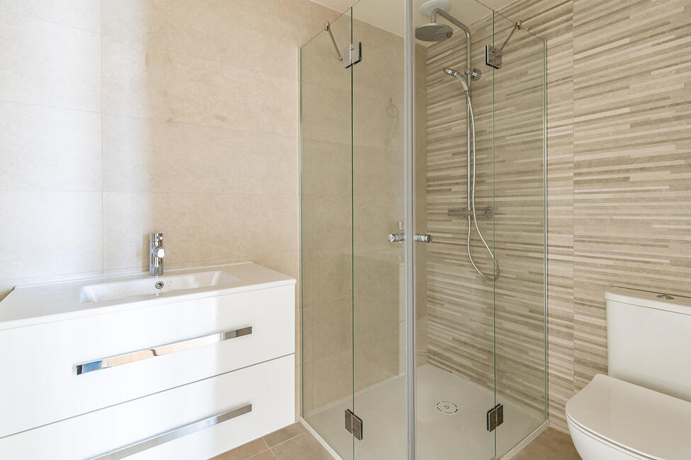Neubau-Penthouse mit Meerblick in Palma