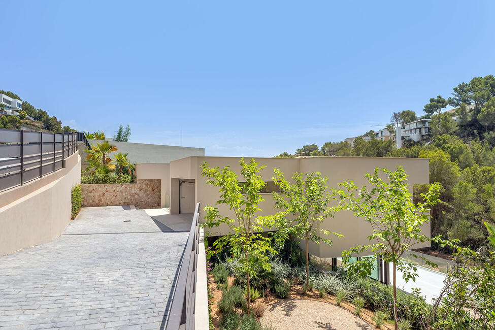 Erstklassige Luxus-Neubau-Villa mit Pool in Costa den Blanes