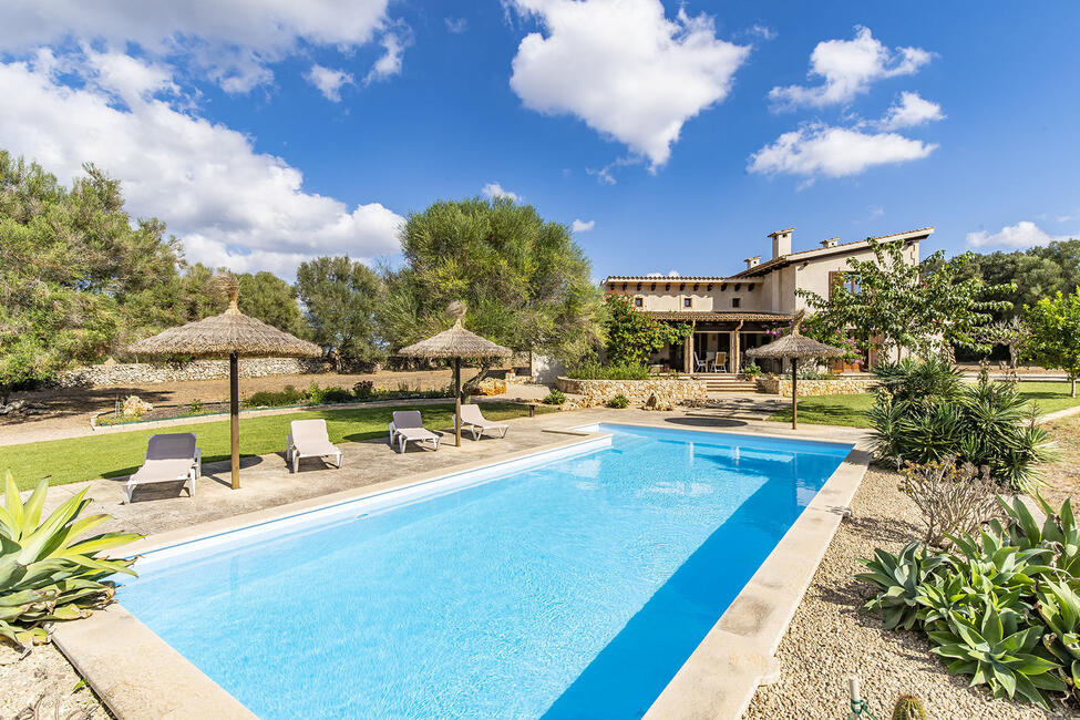 Hermosa finca con piscina, excelentes vistas y mucha privacidad en Ariany