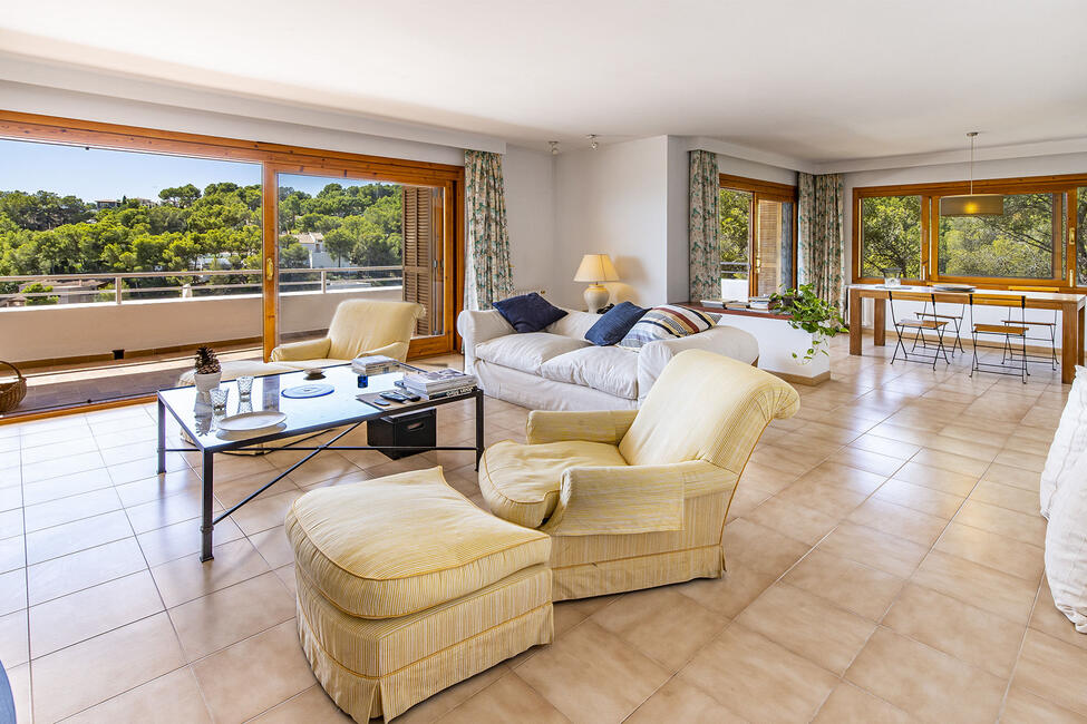 Tolles Apartment mit herrlichem Meerblick und Gemeinschaftspool in Cas Catalá