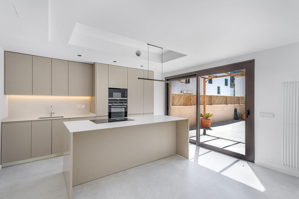 Herrliche Neubau Maisonette-Wohnung in Puerto de Sóller
