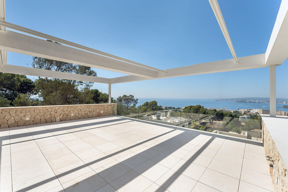 Elegant newly built villa with fantastic sea views in Portals Nous