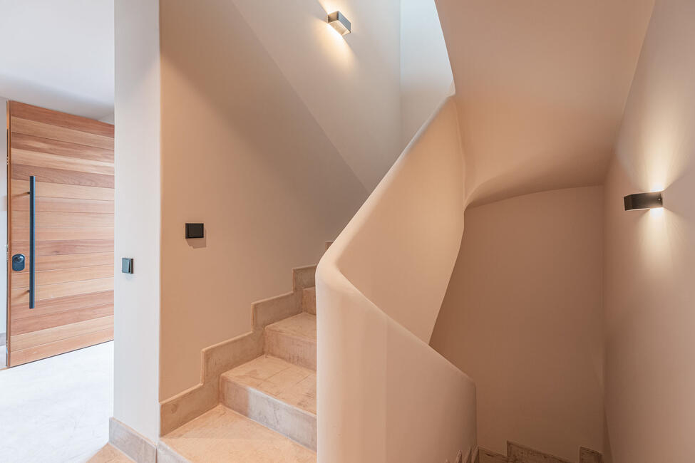 Beeindruckende Neubau-Luxus-Villa mit Meerblick in Genova