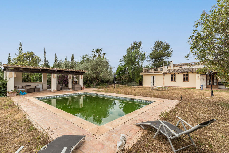 Multigenerational family finca with 11 rooms in Santa Maria del Cami