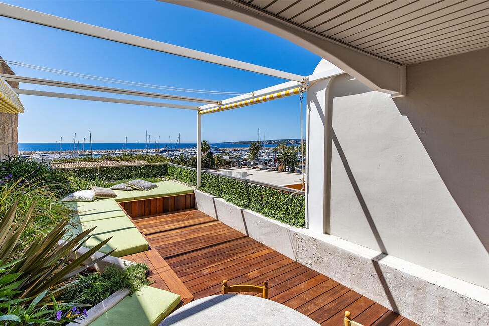 Neu renoviertes Apartment mit Meerblick in Puerto Portals
