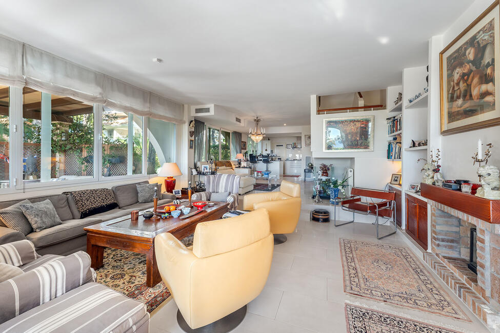 Tolles Reihenhaus in 1. Meereslinie mit spektakulärem Meerblick in Santa Ponsa