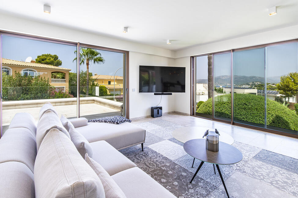 Sea view villa of the extra class - passive house in Nova Santa Ponsa