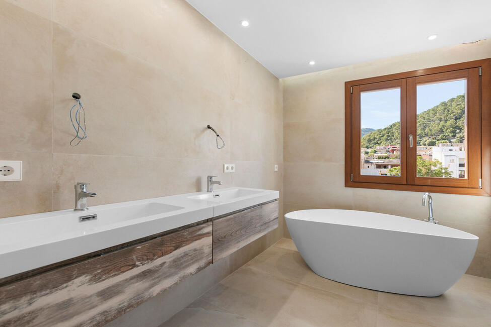 Hochwertig renoviertes Penthouse mit Bergblick in Alaró