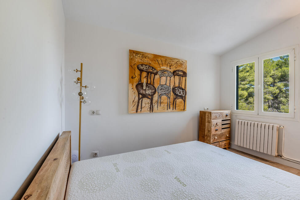 Mediterrane Villa mit Pool, Teilmeerblick und Gästeapartment in Genova