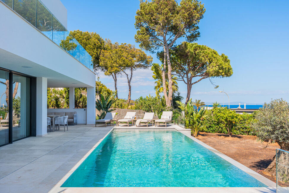 Beeindruckende Neubauvilla mit tollem Meerblick in Sol de Mallorca