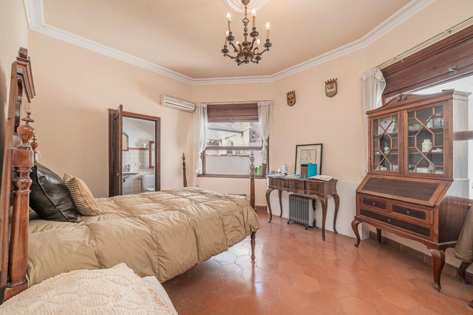 Traditionelles Herrenhaus mit eleganten Café und Pool in Sóller