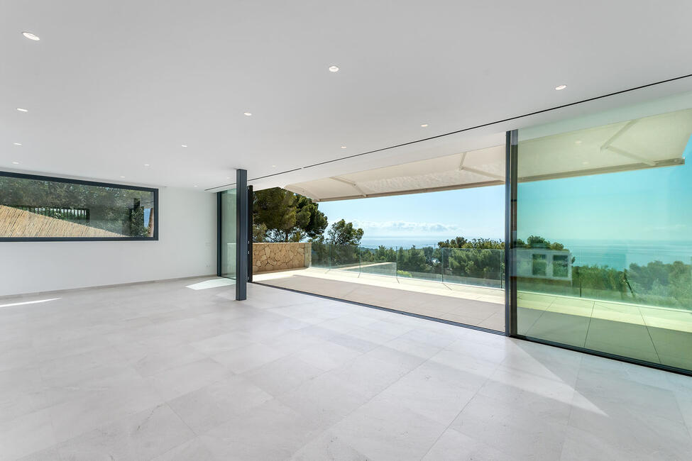 Moderne Neubauvilla mit Pool und herrlichem Meerblick in Portals Nous
