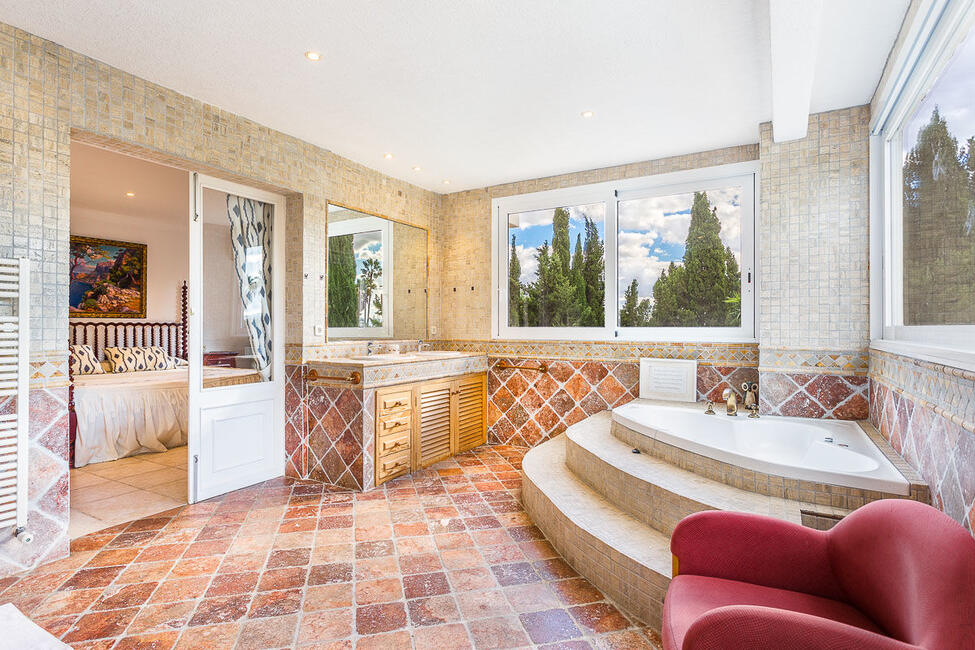 Precioso chalet con piscina y jardín en Palmanyola