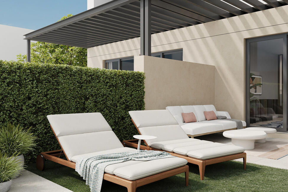 Elegante Neubau-Doppelhaushälfte mit Pool und gepflegtem Garten in Puig de Ros