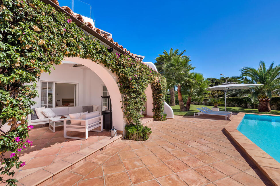 Villa in 2. Meereslinie mit fantastischem Meerblick in Sol de Mallorca