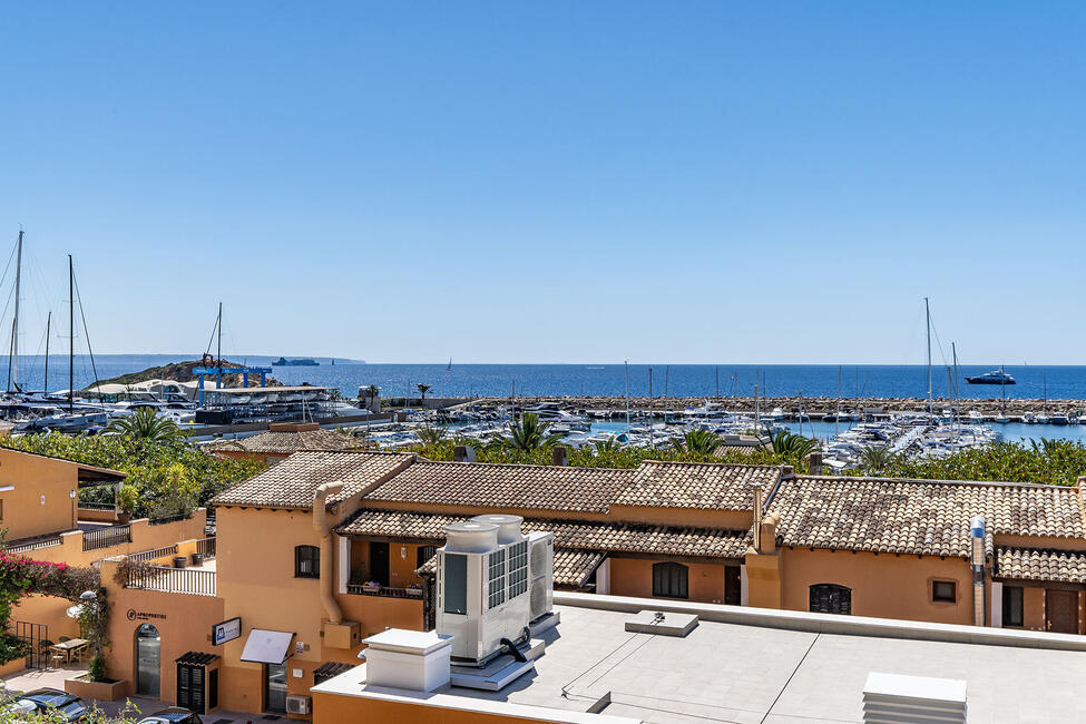 Neu renoviertes Apartment mit Meerblick in Puerto Portals