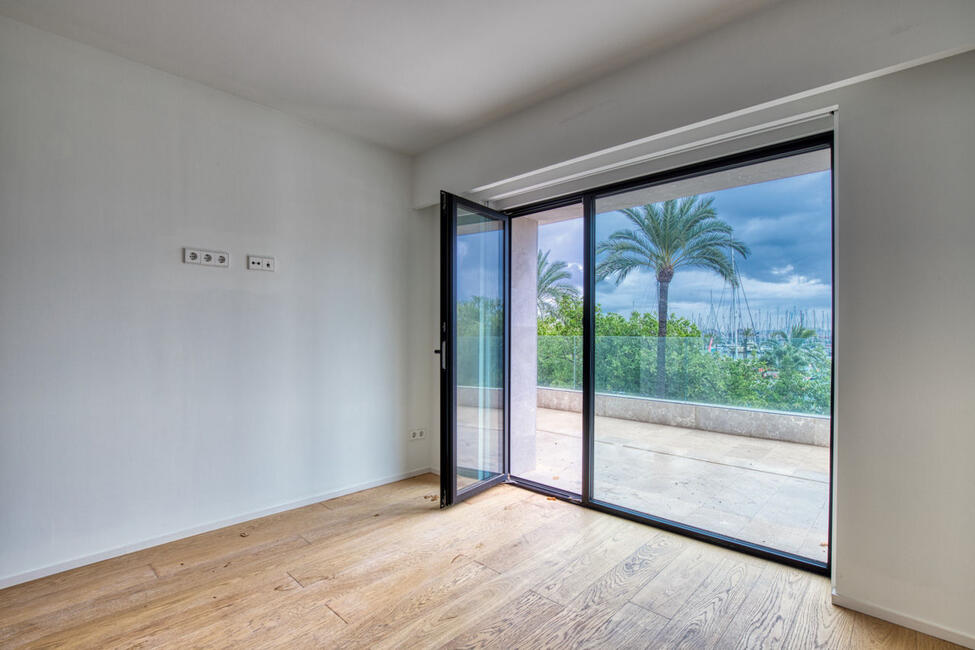 Luxus-Apartment in erster Meereslinie mit Meerblick in Palma