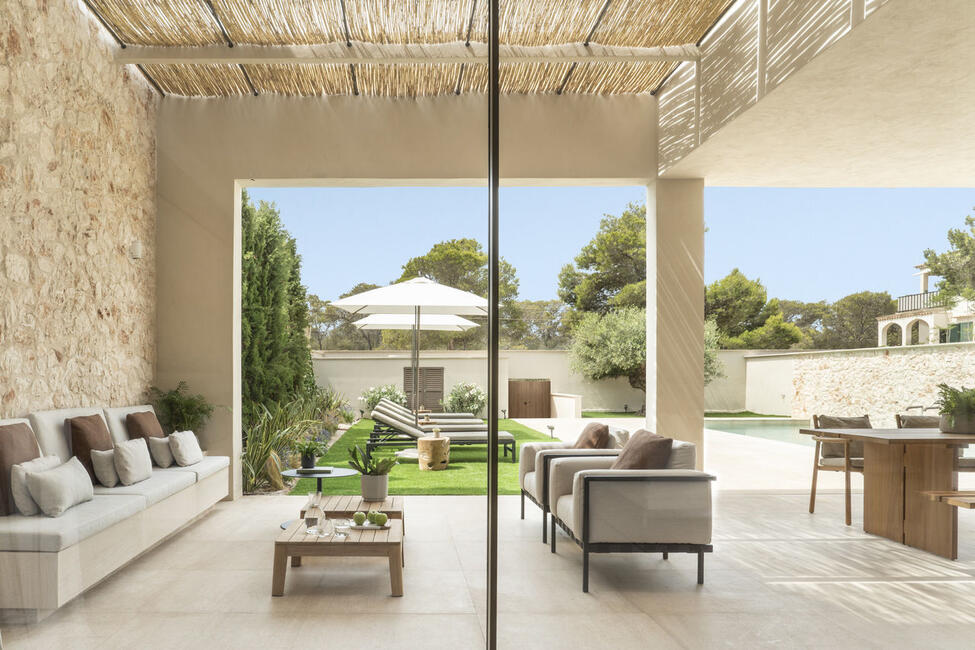 Luxuriöses Neubau-Chalet mit Pool in Strandnähe in Cala Figuera