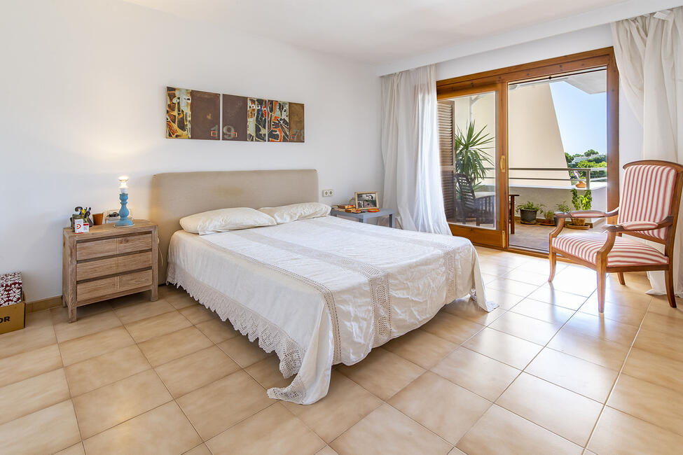 Tolles Apartment mit herrlichem Meerblick und Gemeinschaftspool in Cas Catalá