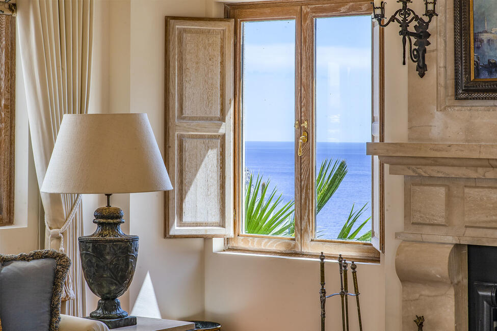 Einzigartige Luxusvilla mit unvergleichbarem Meer- und Hafenblick in Puerto Andratx