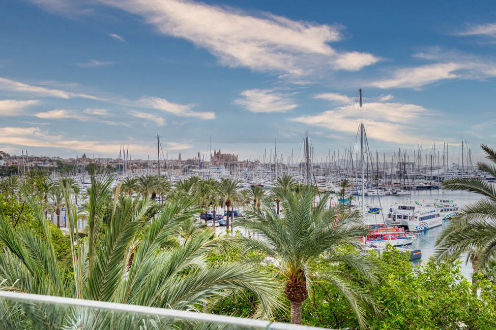 Luxus-Apartment in erster Meereslinie mit Meerblick in Palma