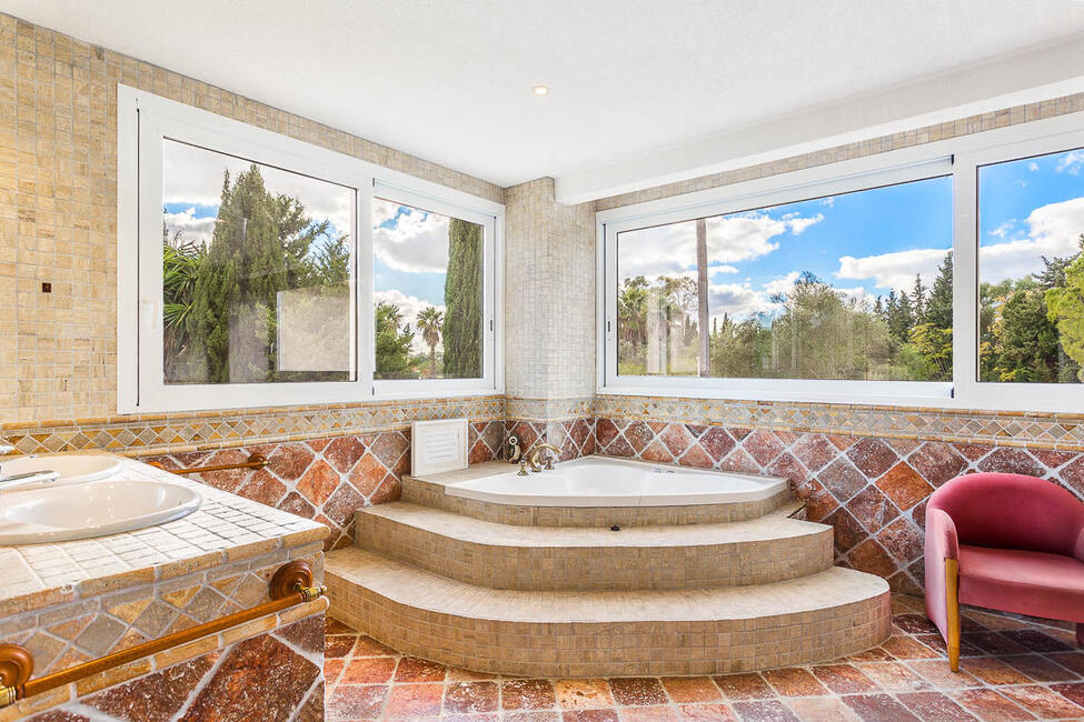 Precioso chalet con piscina y jardín en Palmanyola