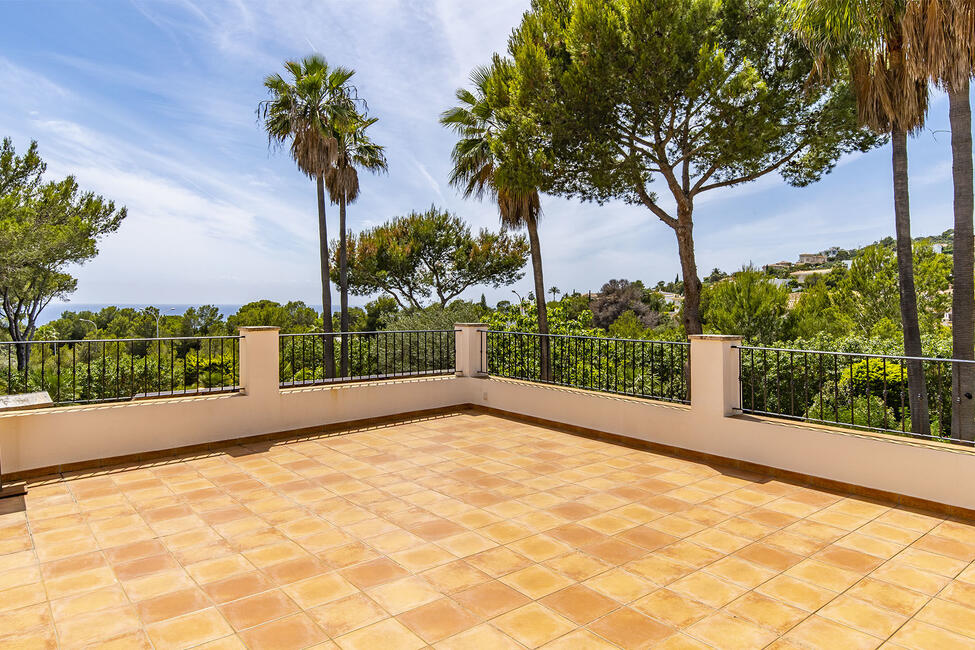 Sonnige Villa mit herrlichem Garten und Pool in Santa Ponsa