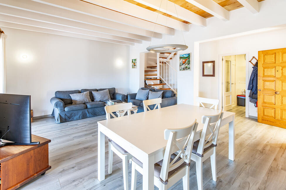 Tolles Maisonette-Apartment mit fantastischem Hafen- und Bergblick in Puerto Sóller