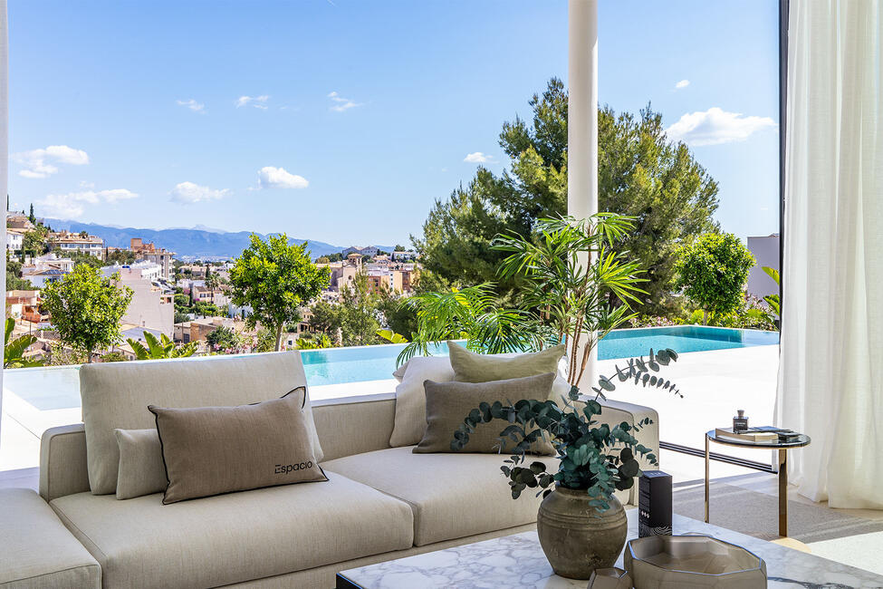 Exklusive Neubau-Villa mit zwei Pools und Blick ins Grüne in Génova, Palma