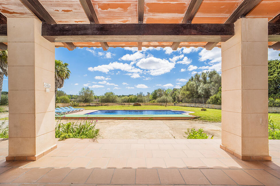 Charmante Naturstein-Finca mit Pool in Campos