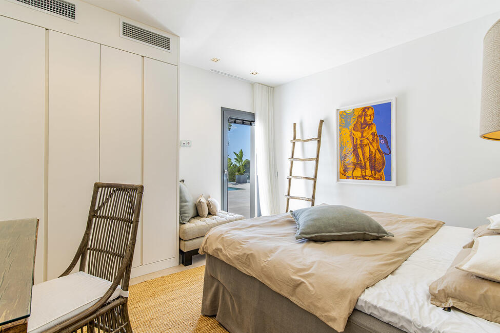 Luxusvilla mit Pool, privatem Tennisplatz und Meerblick in Santa Ponsa