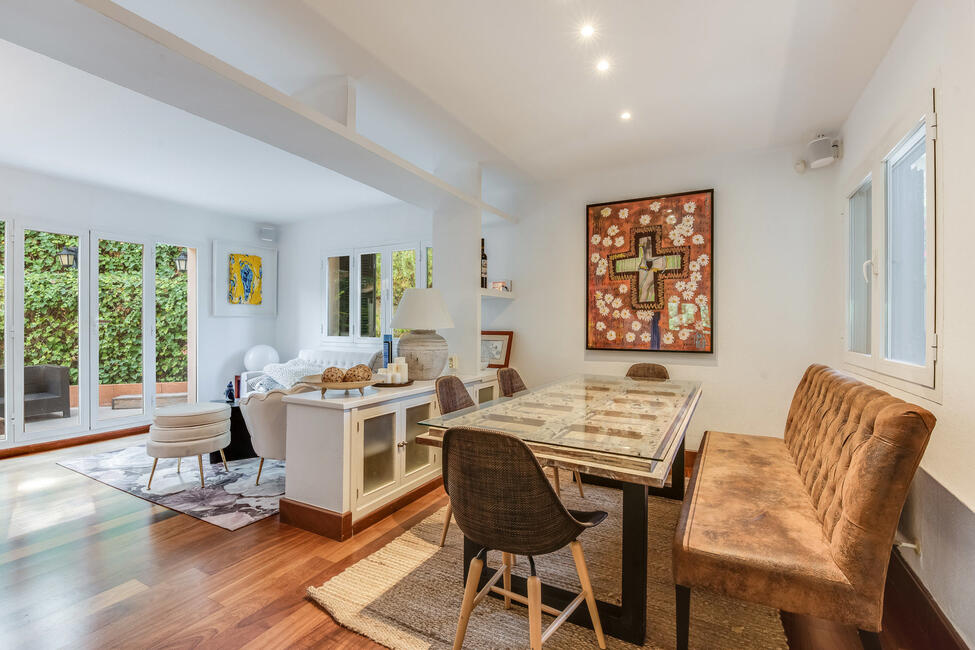 Mediterrane Villa mit Pool, Teilmeerblick und Gästeapartment in Genova