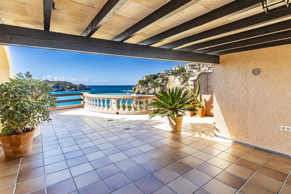 Renoviertes Penthouse mit fantastischen Meerblick in Santa Ponsa
