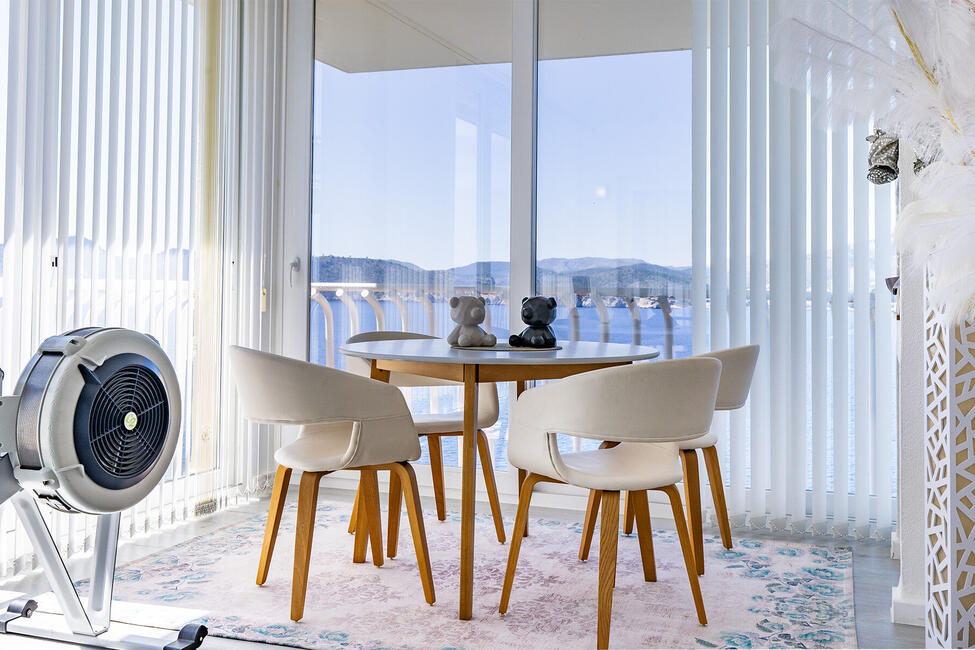 Fantastisches Penthouse in erster Meereslinie in Nova Santa Ponsa