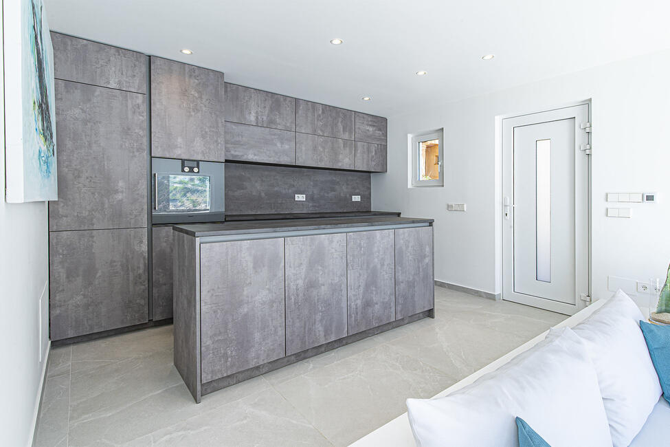 Herrliches Apartment in 1. Meereslinie, mit direktem Meerzugang in Cala Llamp