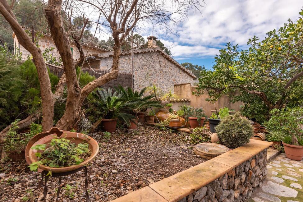 Fabelhafte, renovierte Finca mit Pool und Bergblick in Sóller