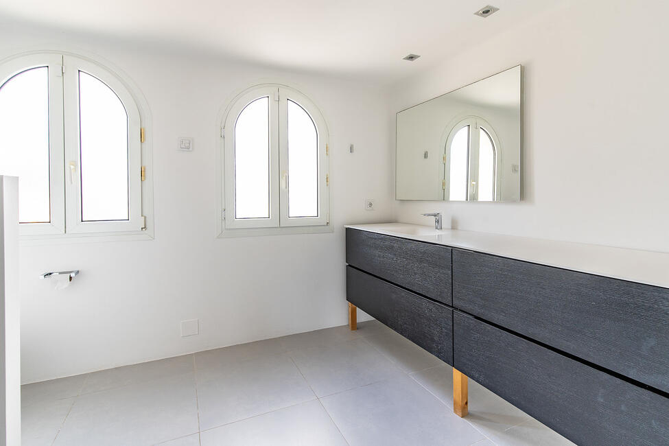Exklusive Villa mit Pool und Meerblick in Puerto Andratx