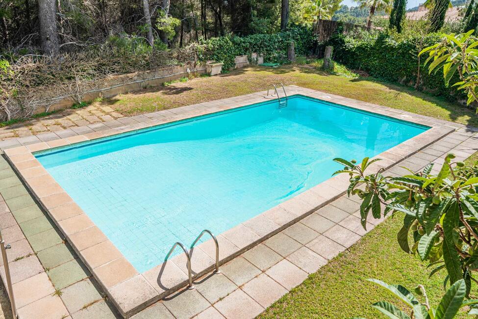 Klassische Villa mit Pool und eigenem Tennisplatz in Son Vida