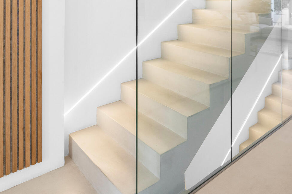 Modern renoviertes Reihenhaus in 2. Meereslinie von Portixol