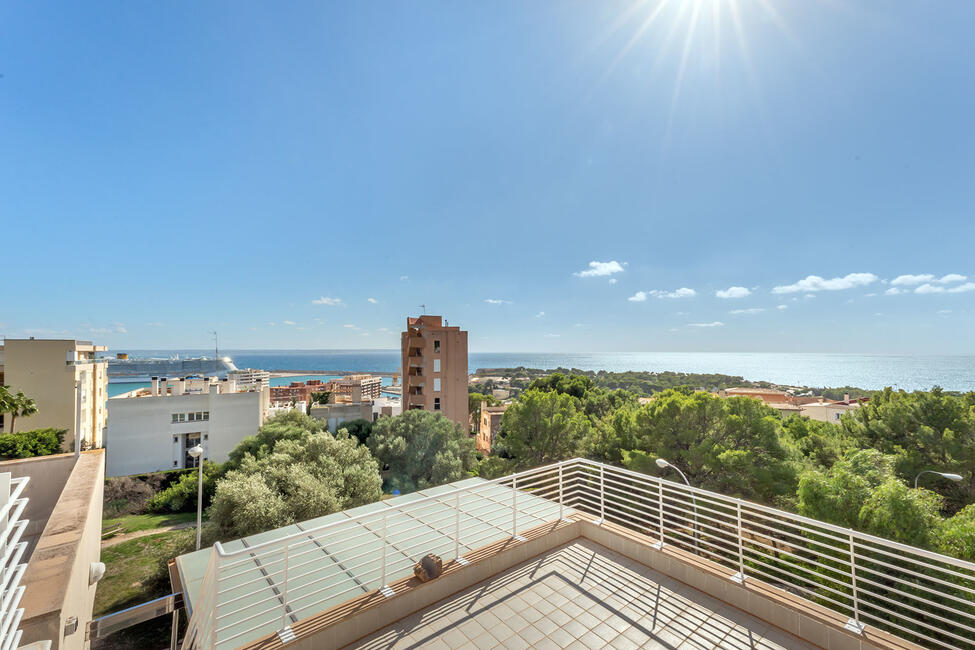 Grossartiges Penthaus mit Meerblick und privatem Pool in Palma