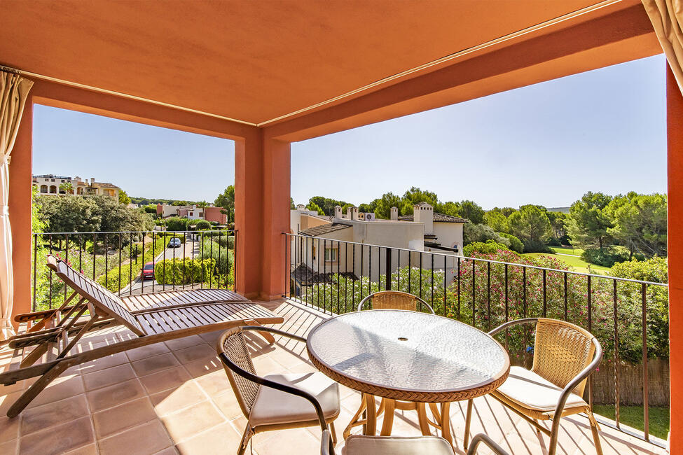 Elegante Wohnung mit Blick auf den Golfplatz in Santa Ponsa