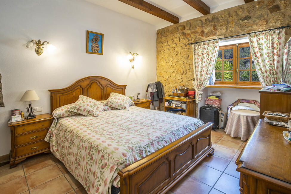 Mallorquinisches Chalet mit Bergblick in Andratx