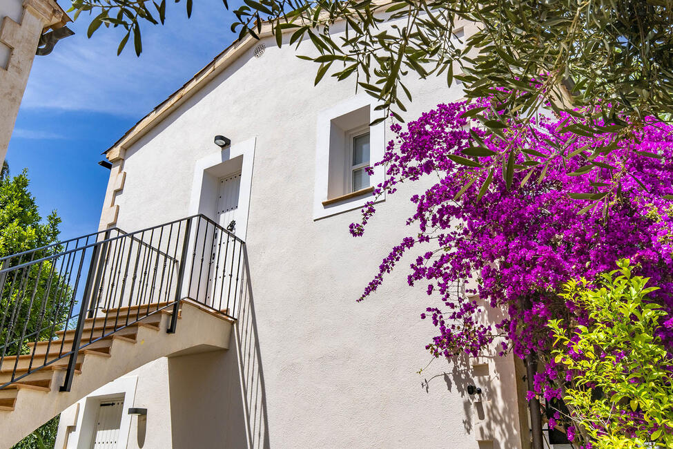 Sonnige Villa mit herrlichem Garten und Pool in Santa Ponsa