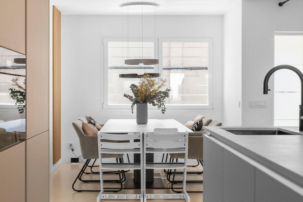 Modern renoviertes Reihenhaus in 2. Meereslinie von Portixol