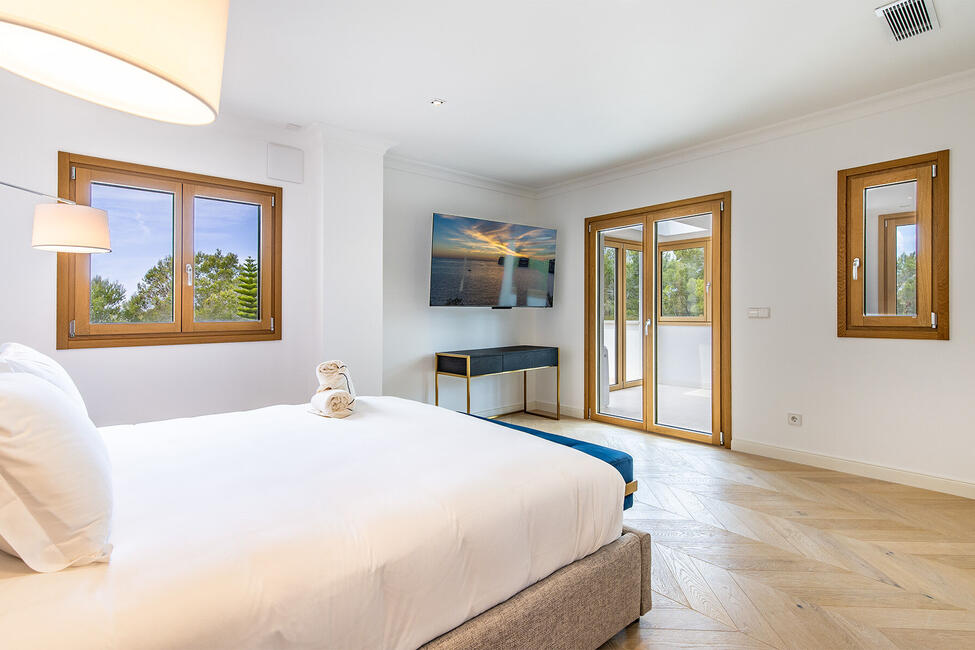 Charmante renovierte Villa mit privatem Pool in Cala Vinyas