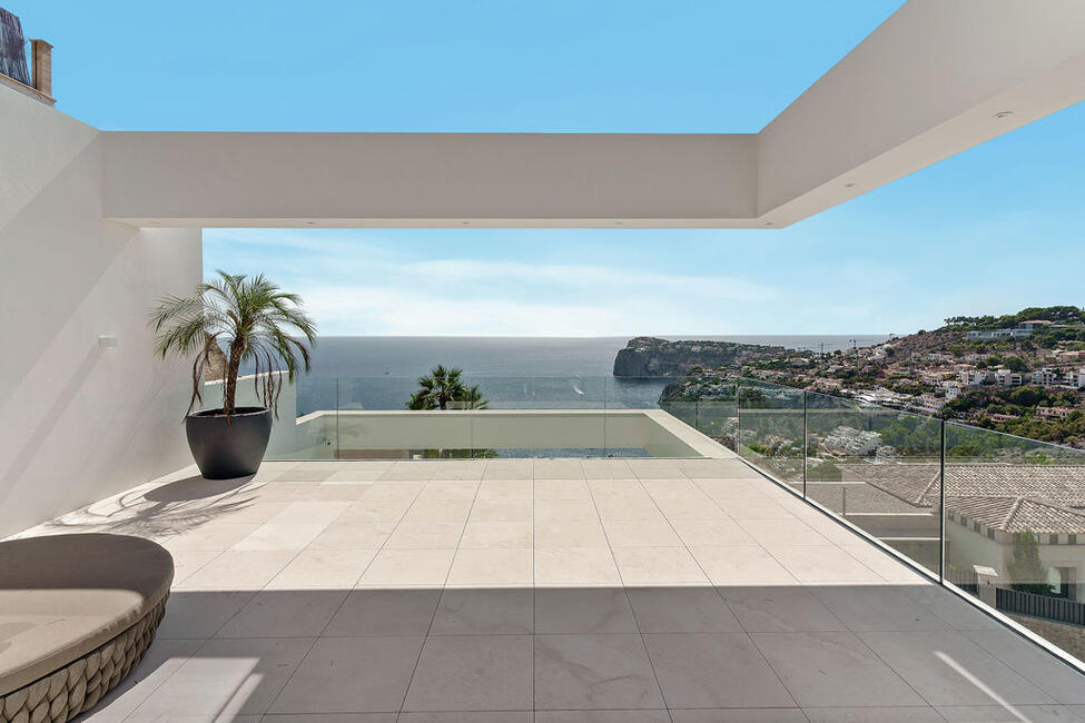 Modern luxury villa with sea view in perfect location in Puerto Andratx