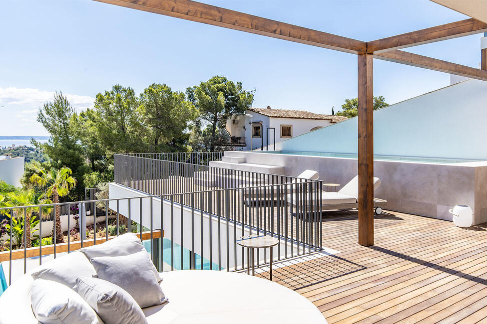 Exklusive Neubau-Villa mit zwei Pools und Blick ins Grüne in Génova, Palma