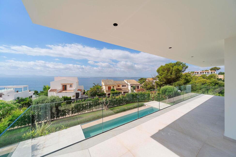 Spektakuläre Villa mit Blick aufs Meer in Puerto de Alcudia