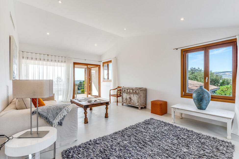 Aussergewöhnliche Design-Villa mit Pool in Calvia