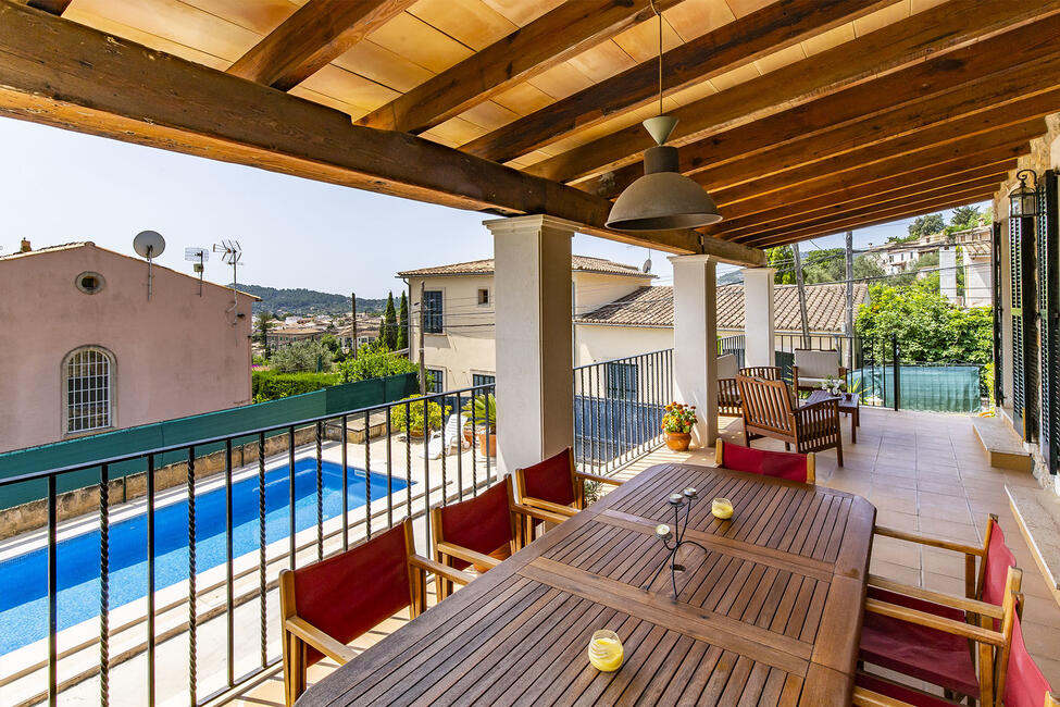 Chalet rústico con piscina de agua salada y jardín en Alaró